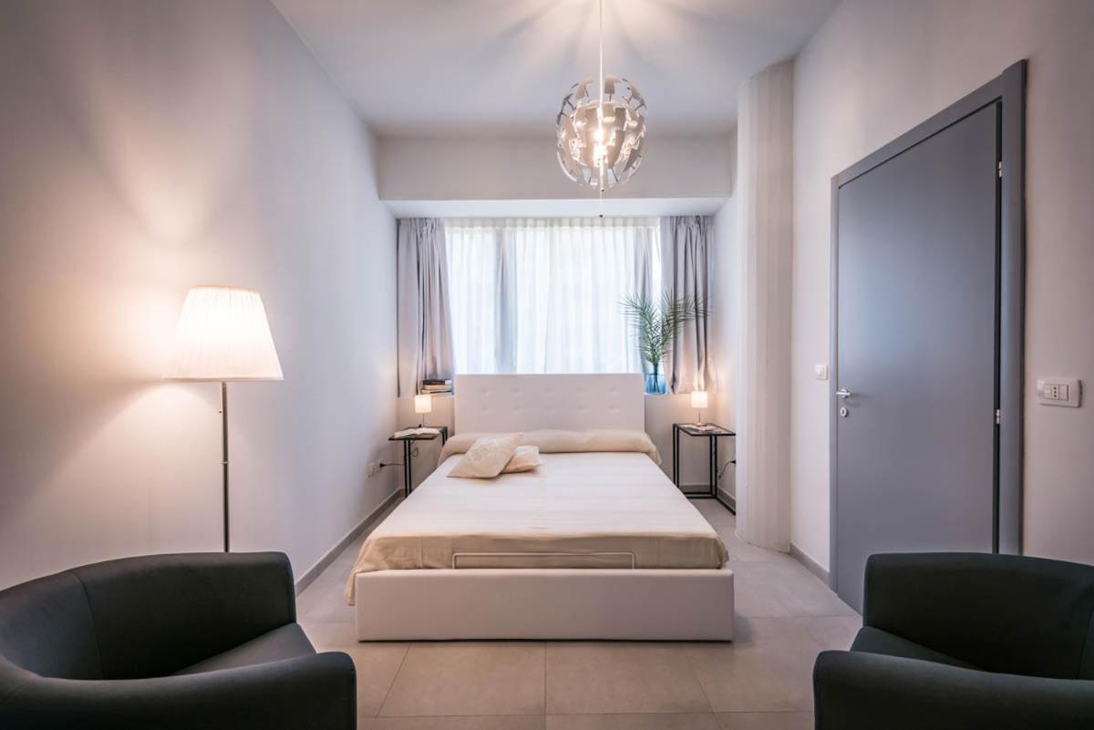 Apartament Le Residenze Di Don Nino Lecce Zewnętrze zdjęcie